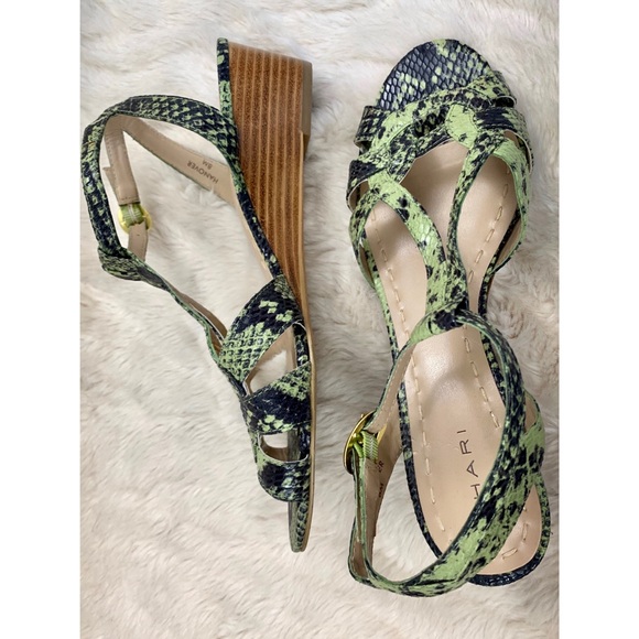 Tahari Hanover leather snakeskin print ankle strap wedges - Picture 4 of 10